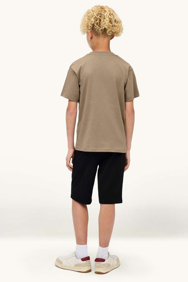 Kinderen: jongens - Voetbal - set - T-shirt en short - 2-delig - bruin