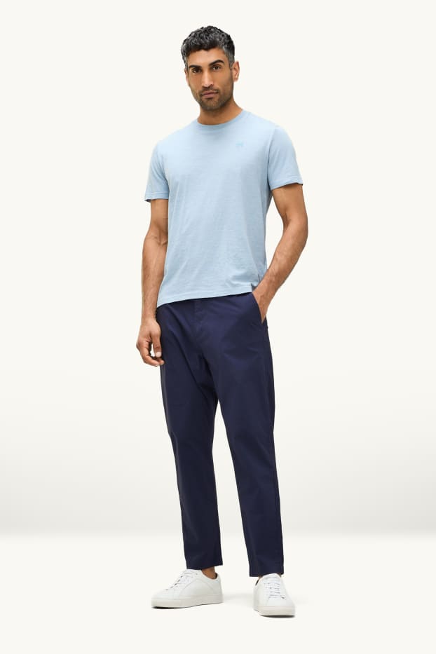Hommes - Chino - tapered fit - bleu foncé