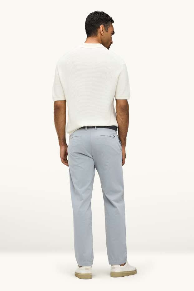 Hommes - Chino avec ceinture - gris