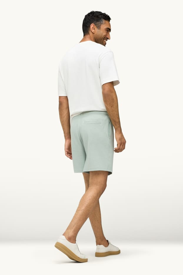 Heren - Sweatshort - met structuur - lichtgroen