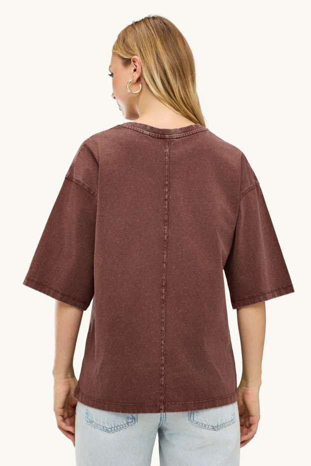 Dames - T-shirt - oversized - bruin