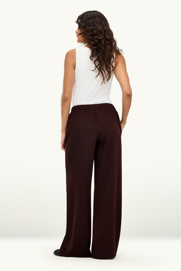 Femei - Pantaloni office - talie medie - wide leg - maro închis