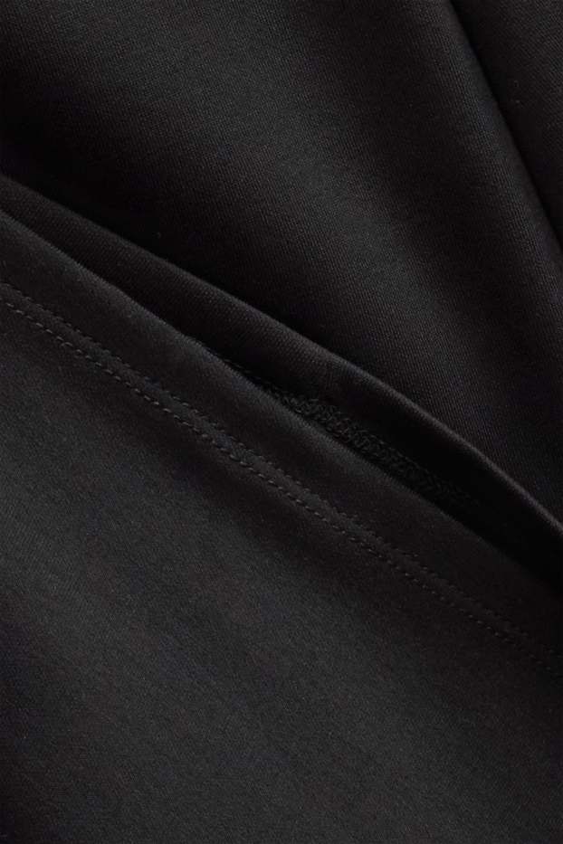 Femei - Fustă creion - negru