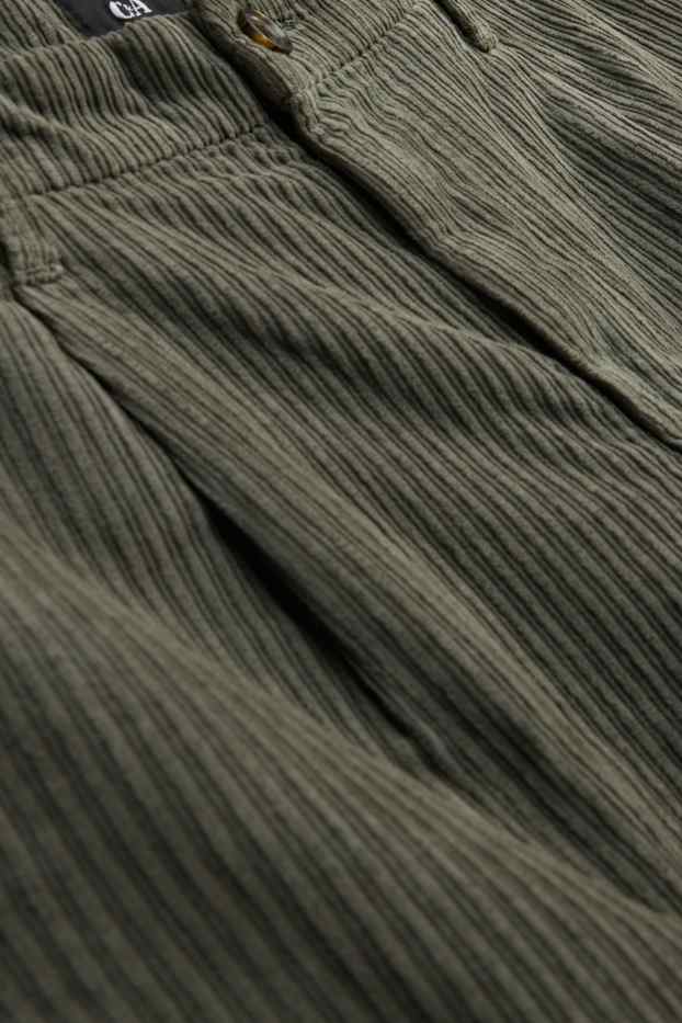 Home - Xinos de pana - tapered fit - verd fosc