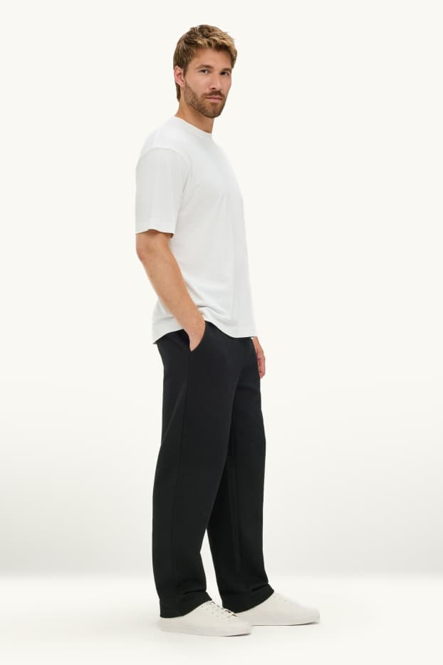 Men - Joggers - textured - black