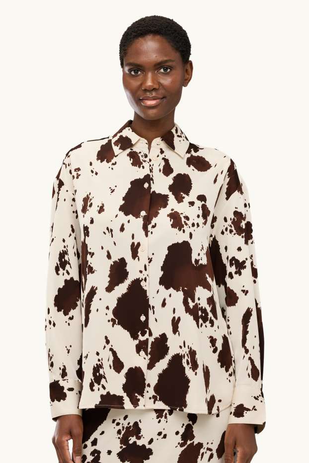 Dona - Brusa camisera - amb motiu - marró / blanc trencat
