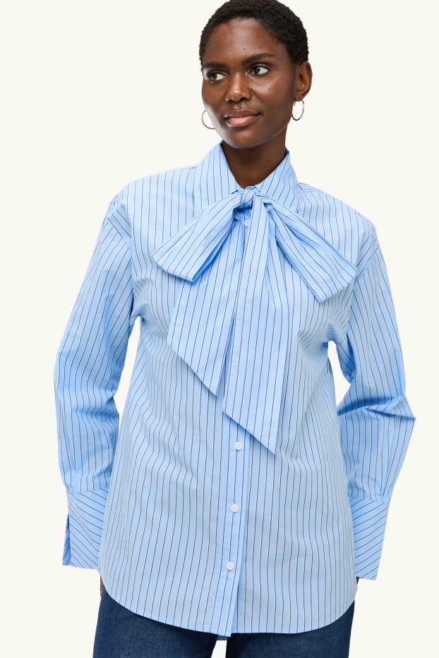 Damen - Hemdbluse mit Knotendetail - gestreift - hellblau