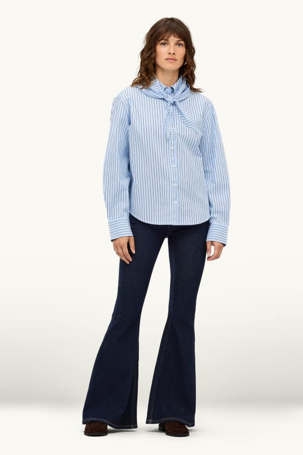 Femei - Flared jeans - talie medie - denim-albastru închis