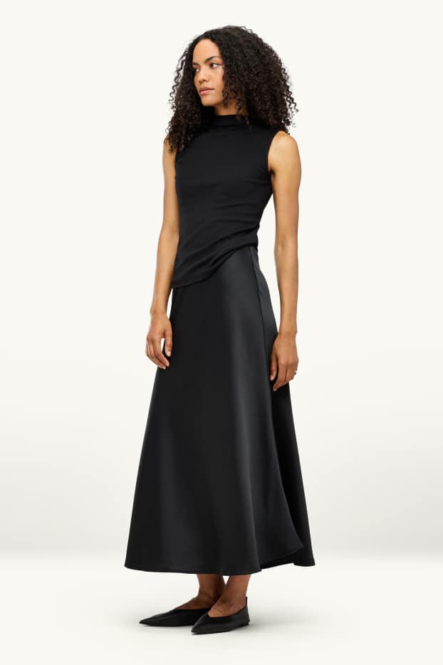 Mujer - Falda de raso - negro