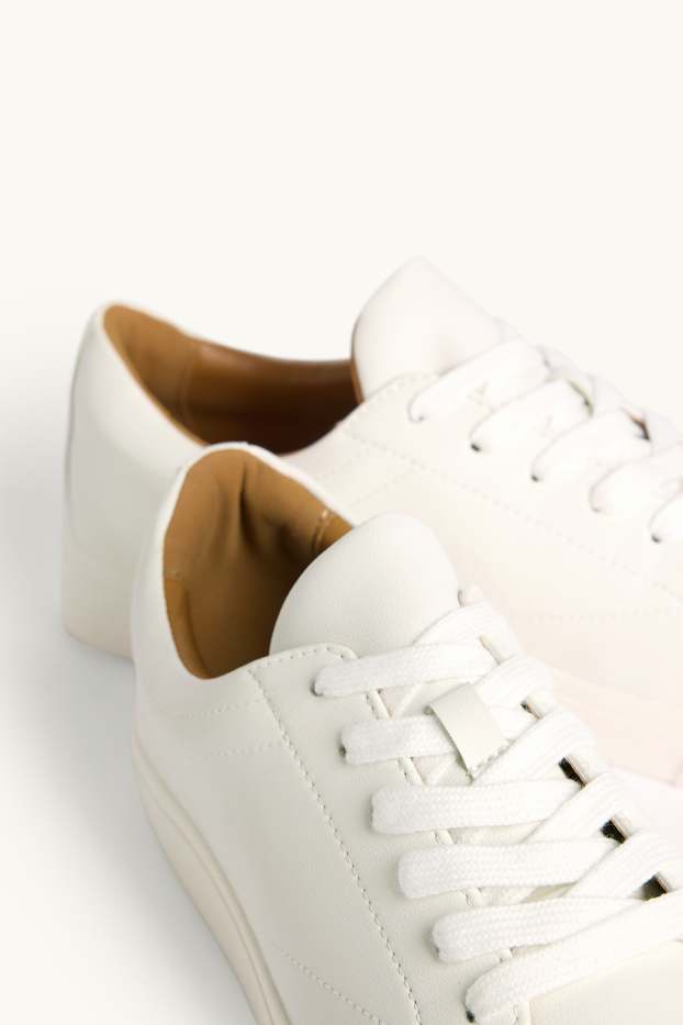 Herren - Sneaker - Lederimitat - cremeweiss