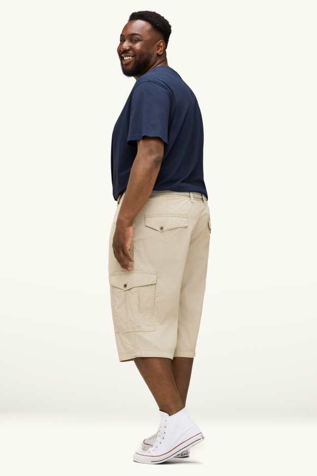 Herren - Cargo-Shorts mit Gürtel - cremefarben