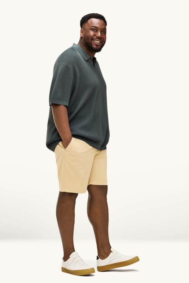 Herren - Shorts - gelb