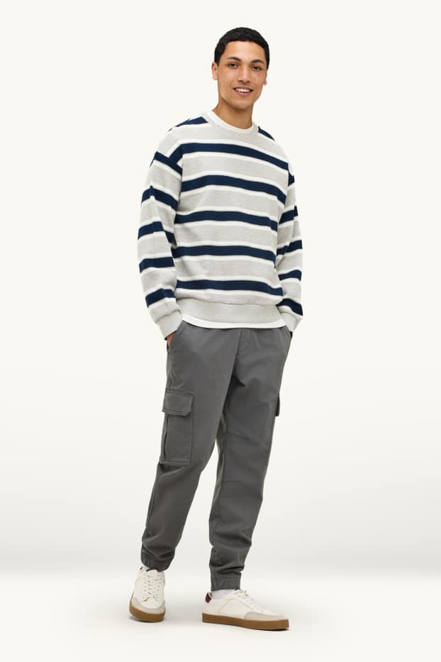 Bărbați - Pantaloni cargo - tapered fit - gri
