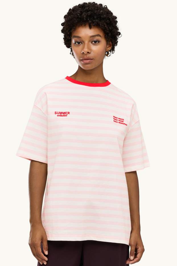 Femei - Tricou - supradimensionat - cu dungi - alb / roz