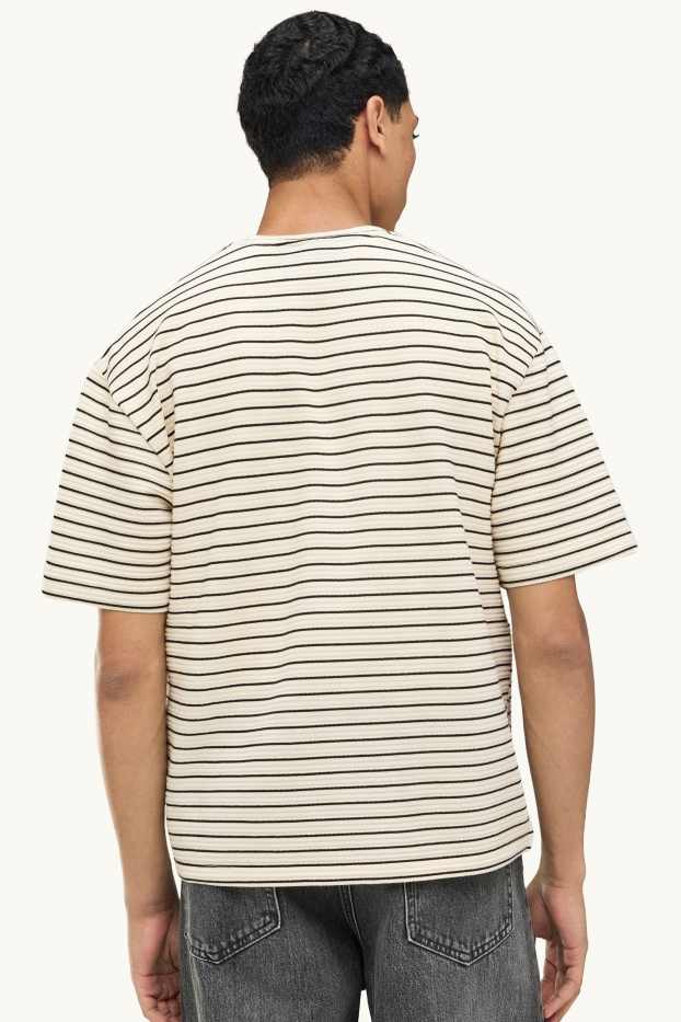 Herren - Strick-T-Shirt - Oversized - gestreift - cremeweiß