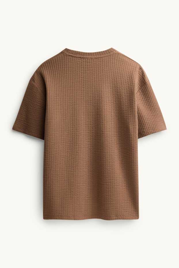 Men - T-shirt - brown