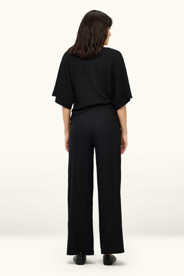 Damen - Stoffhose - Mid Waist - Straight Fit - strukturiert - schwarz