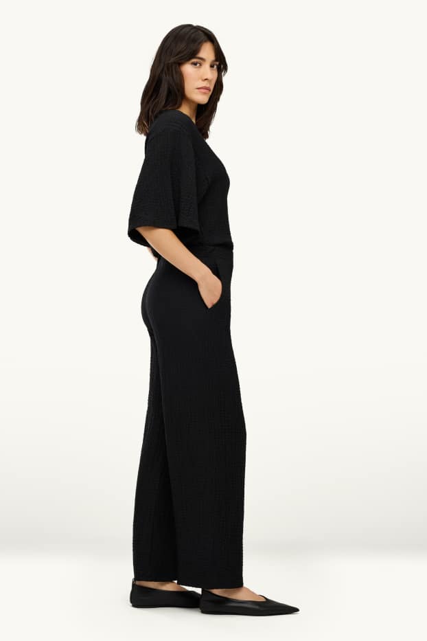 Damen - Stoffhose - Mid Waist - Straight Fit - strukturiert - schwarz