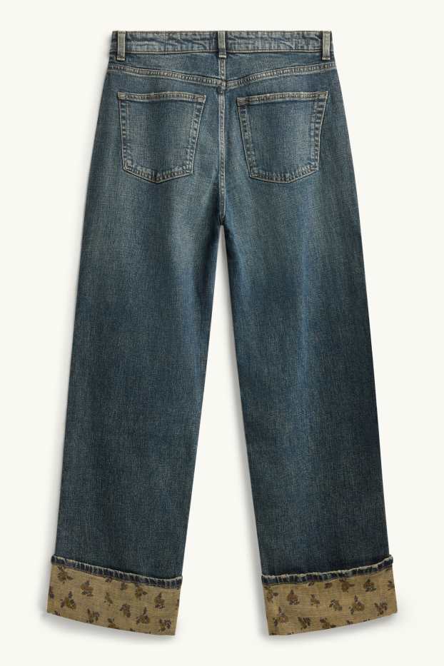 Women - Baggy jeans - mid-rise waist - floral - blue denim