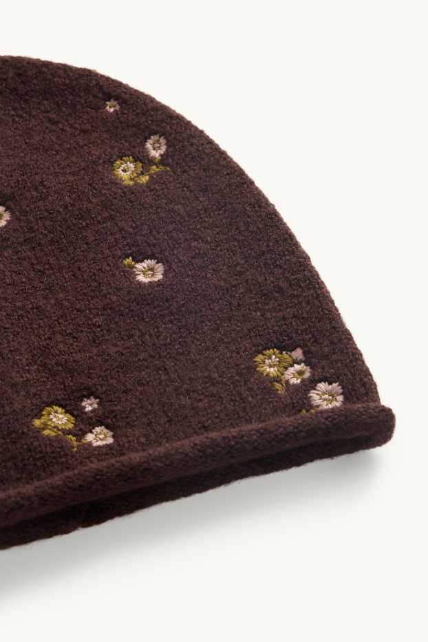Dona - Gorro - de flors - marró fosc