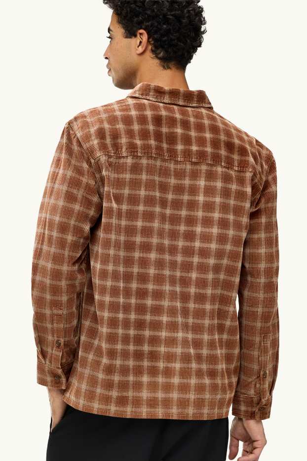Hommes - Chemise en velours côtelé - relaxed fit - col kent - à carreaux - marron / beige