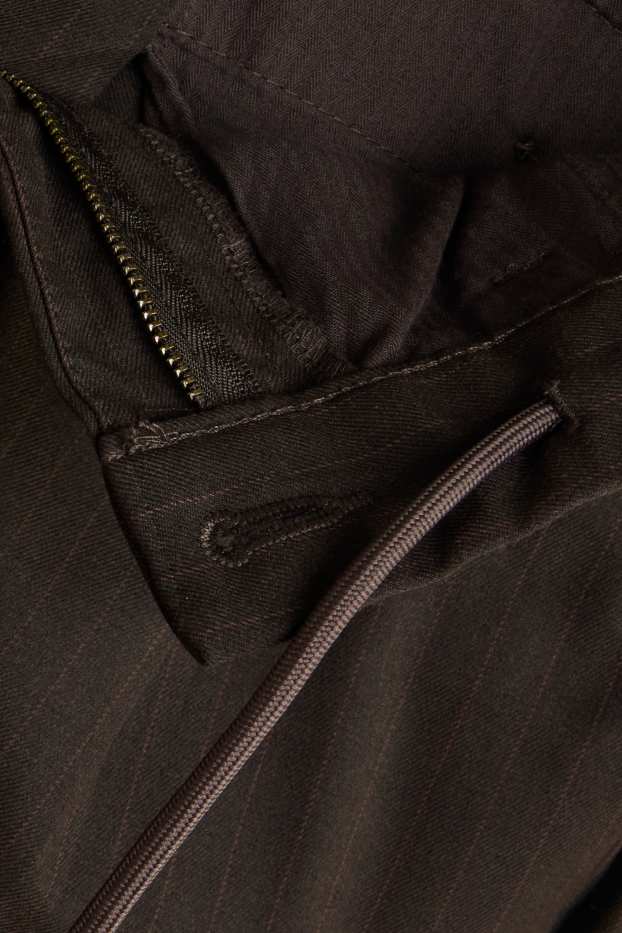 Pánské - Kalhoty chino - tapered fit - s úzkými proužky - tmavohnědá