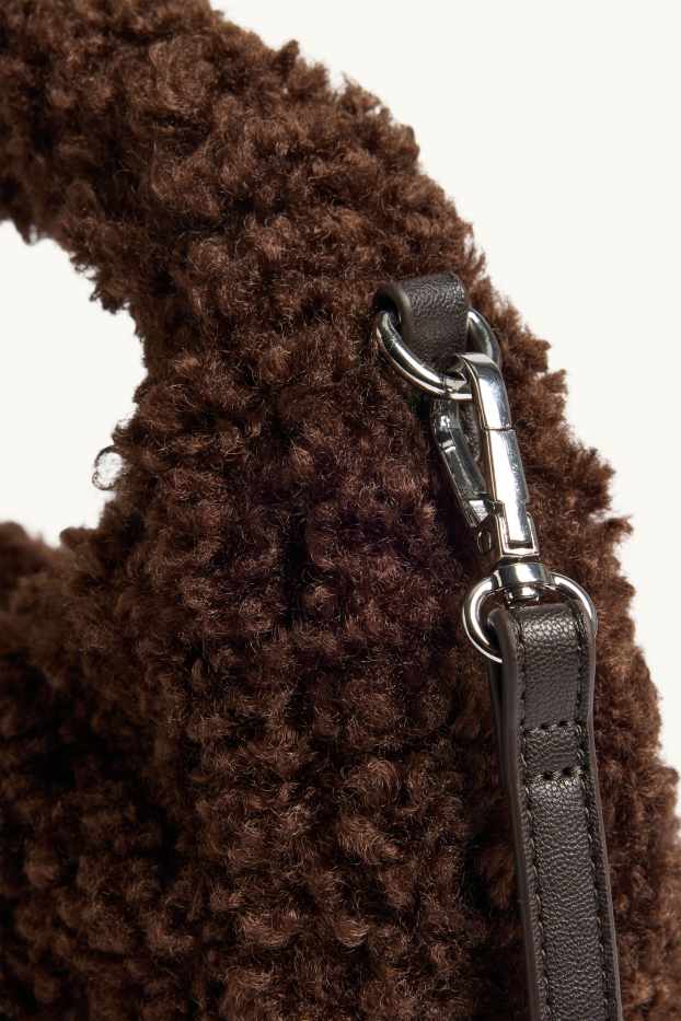 Donna - Borsa a tracolla in pelo teddy con spallaccio staccabile - marrone