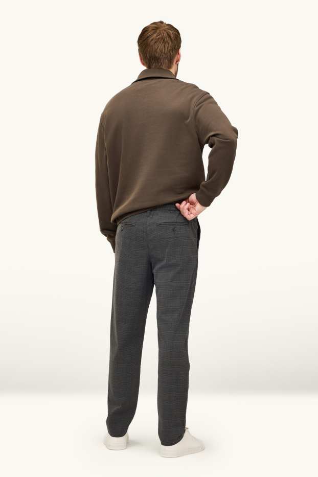 Bărbați - Chino - tapered fit - în carouri - gri închis