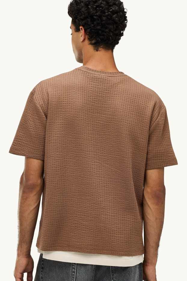 Herren - Strick-T-Shirt - Oversized - strukturiert - braun