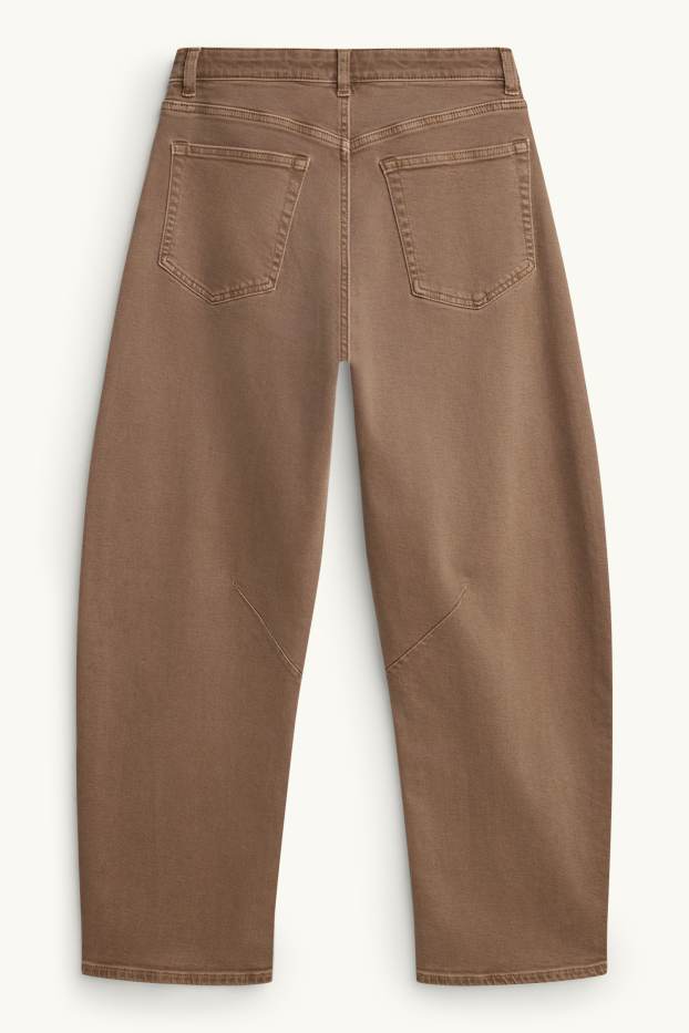 Donna - Barrel jeans - vita media - marrone