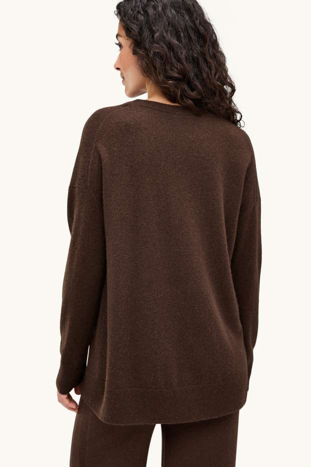 Femmes - Pull en cachemire avec encolure en V - marron foncé