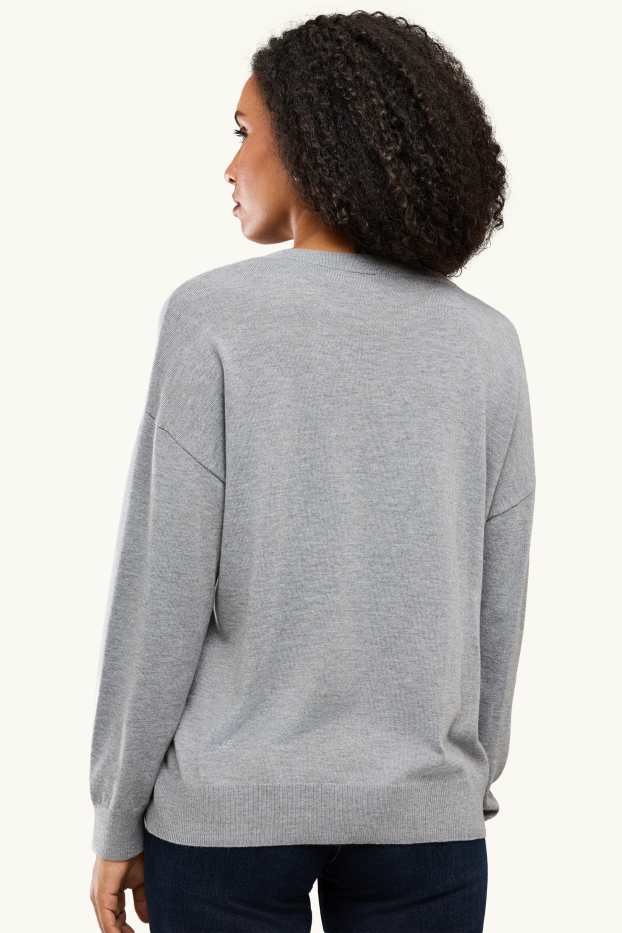 Femmes - Pull avec encolure en V - gris