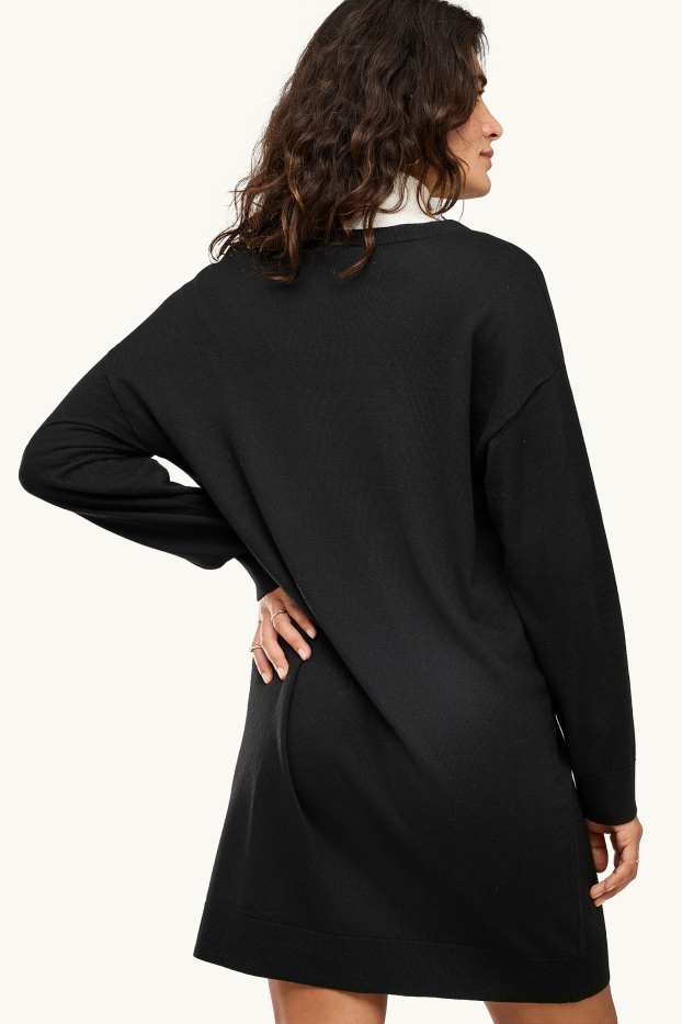 Dames - Gebreide jurk met V-hals - straight fit - zwart