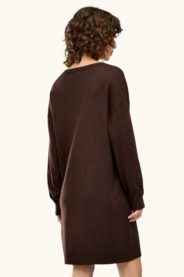 Femmes - Robe de maille à col V - straight fit - marron foncé