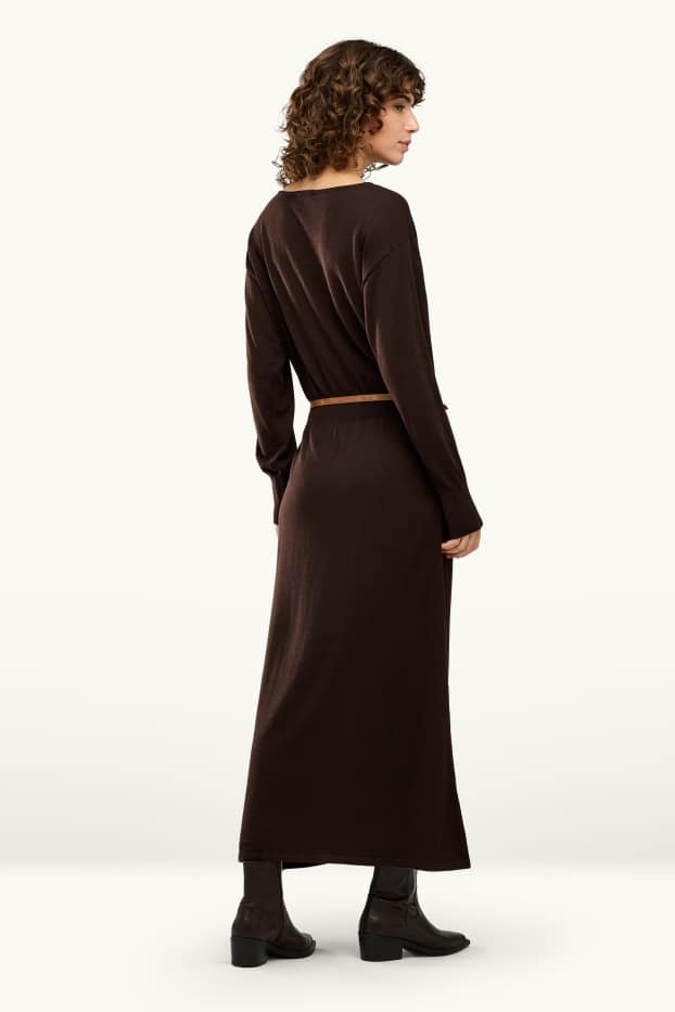 Donna - Vestito in maglia con cintura - straight fit - marrone scuro