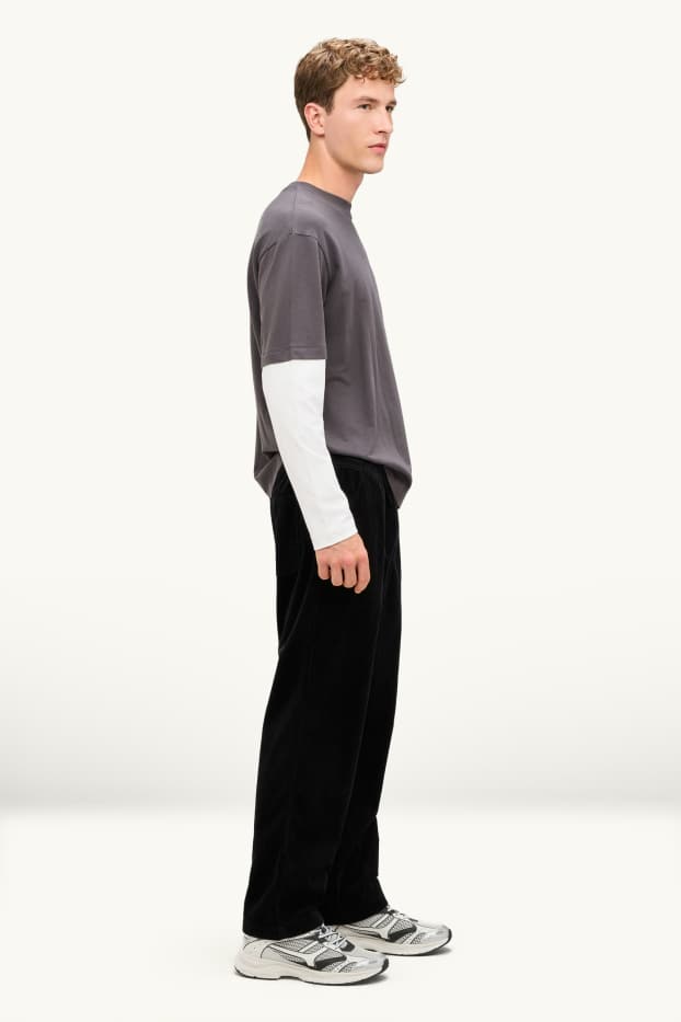 Bărbați - Pantaloni din catifea reiată - relaxed fit - negru