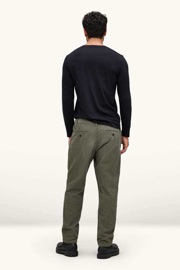 Home - Xinos de pana - tapered fit - verd fosc