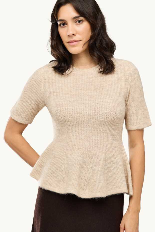 Dames - Gebreide trui - korte mouw - geribd - licht beige