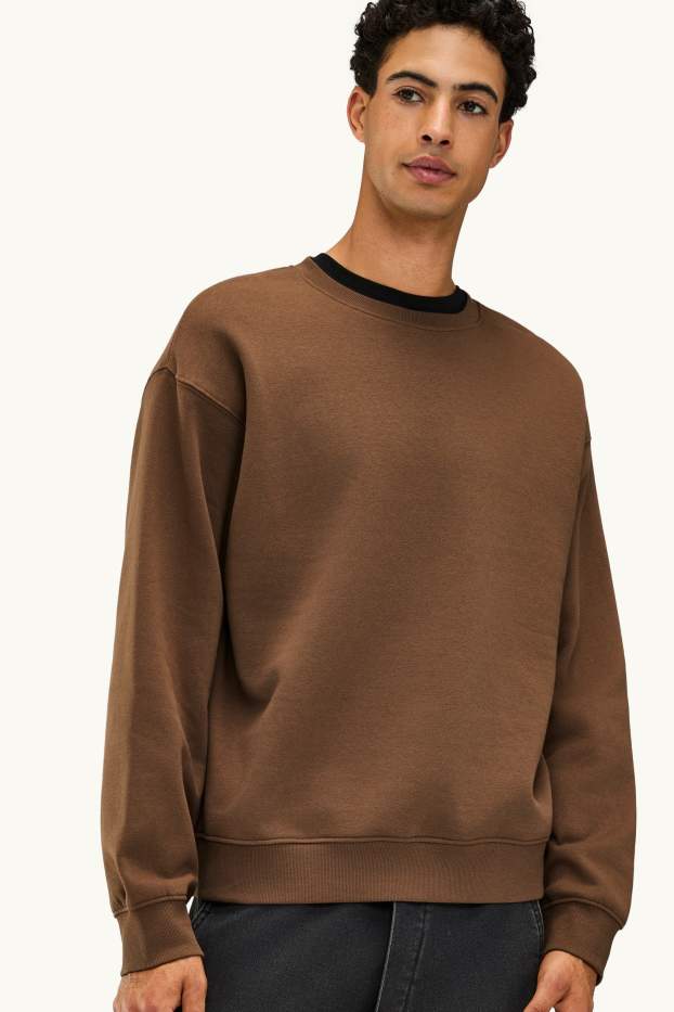 Men - Sweatshirt - brown