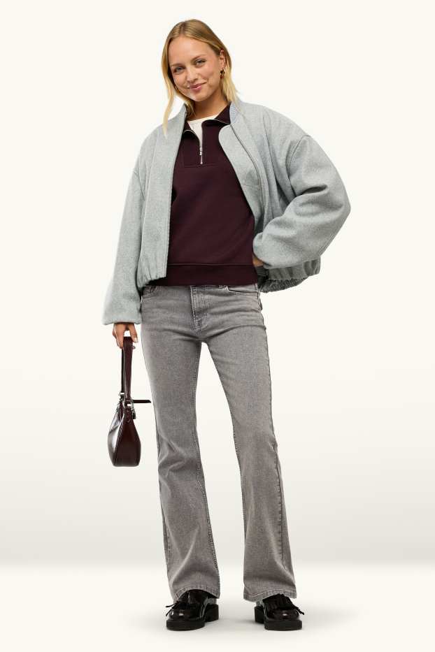 Femei - Flared jeans - talie medie - denim-gri