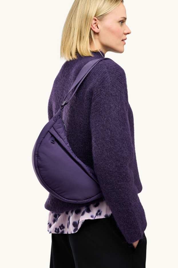 Women - Quilted crossbody bag - purple