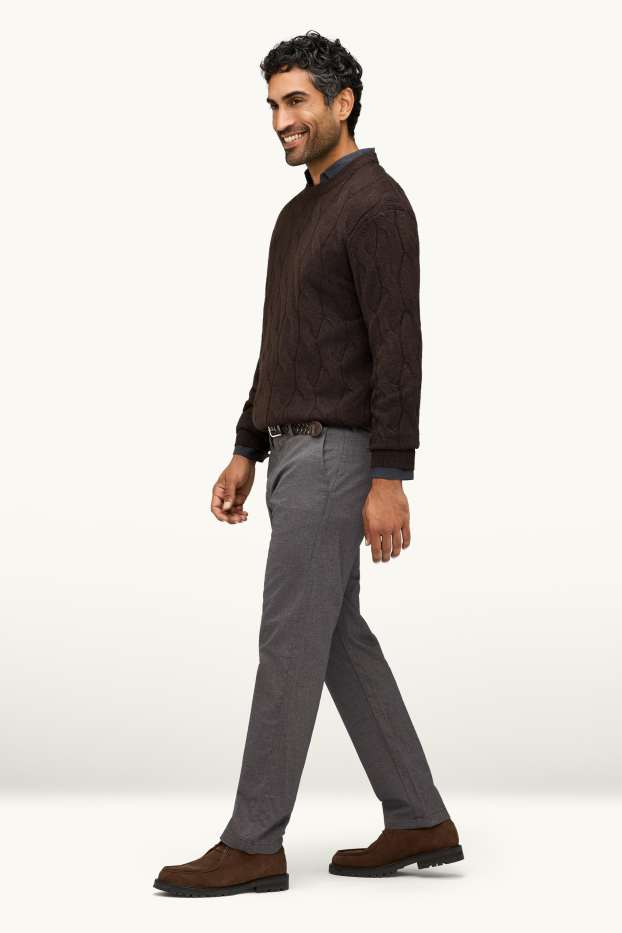 Herren - Chino mit Gürtel - Regular Fit - dunkelgrau