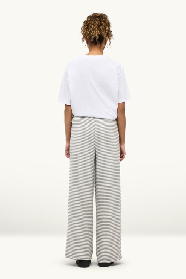 Dona - Pantalons de xandall - de ratlles - blanc/gris