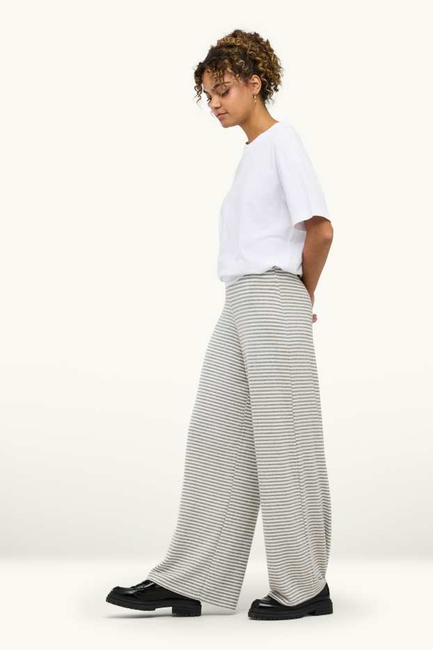 Dona - Pantalons de xandall - de ratlles - blanc/gris