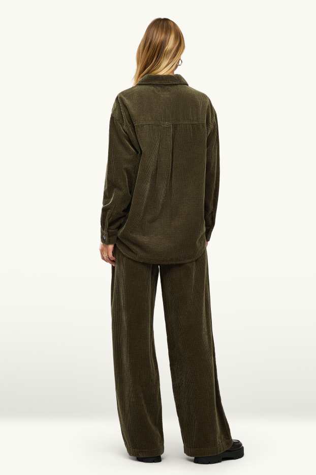 Femmes - Pantalon de velours côtelé - mid waist - jambes larges - vert foncé