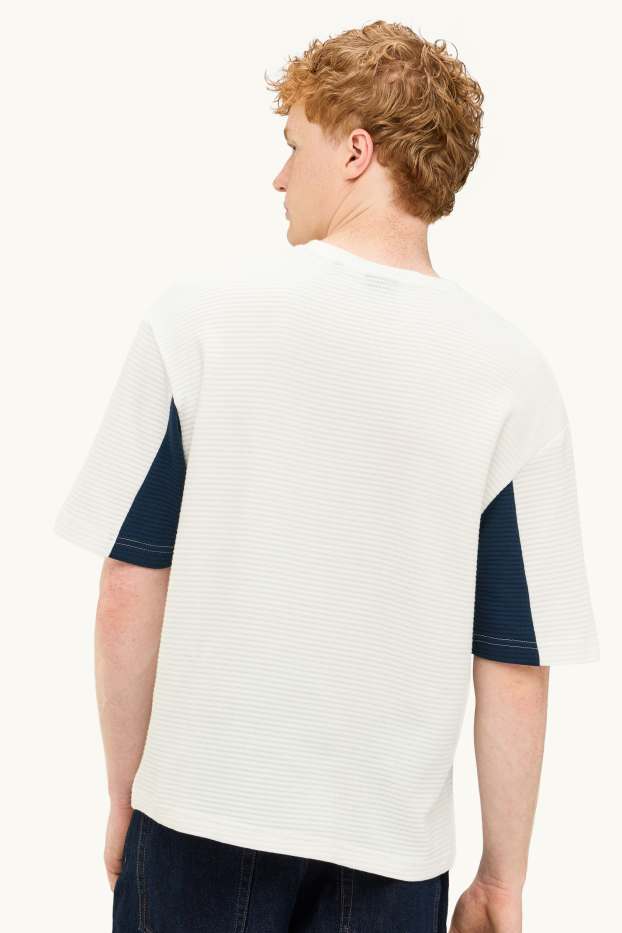 Uomo - T-shirt - oversize - tessuto tramato - bianco