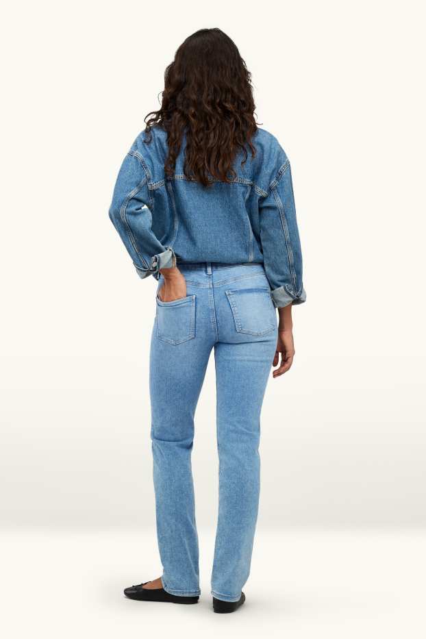 Damen - Straight Jeans - Mid Waist - Shaping-Jeans - LYCRA® - helljeansblau