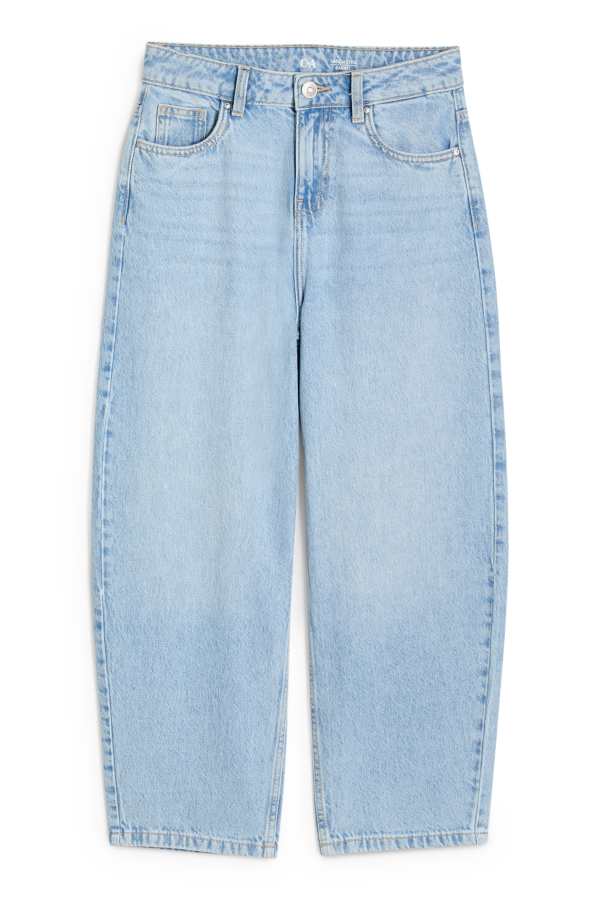 Barrel jeans