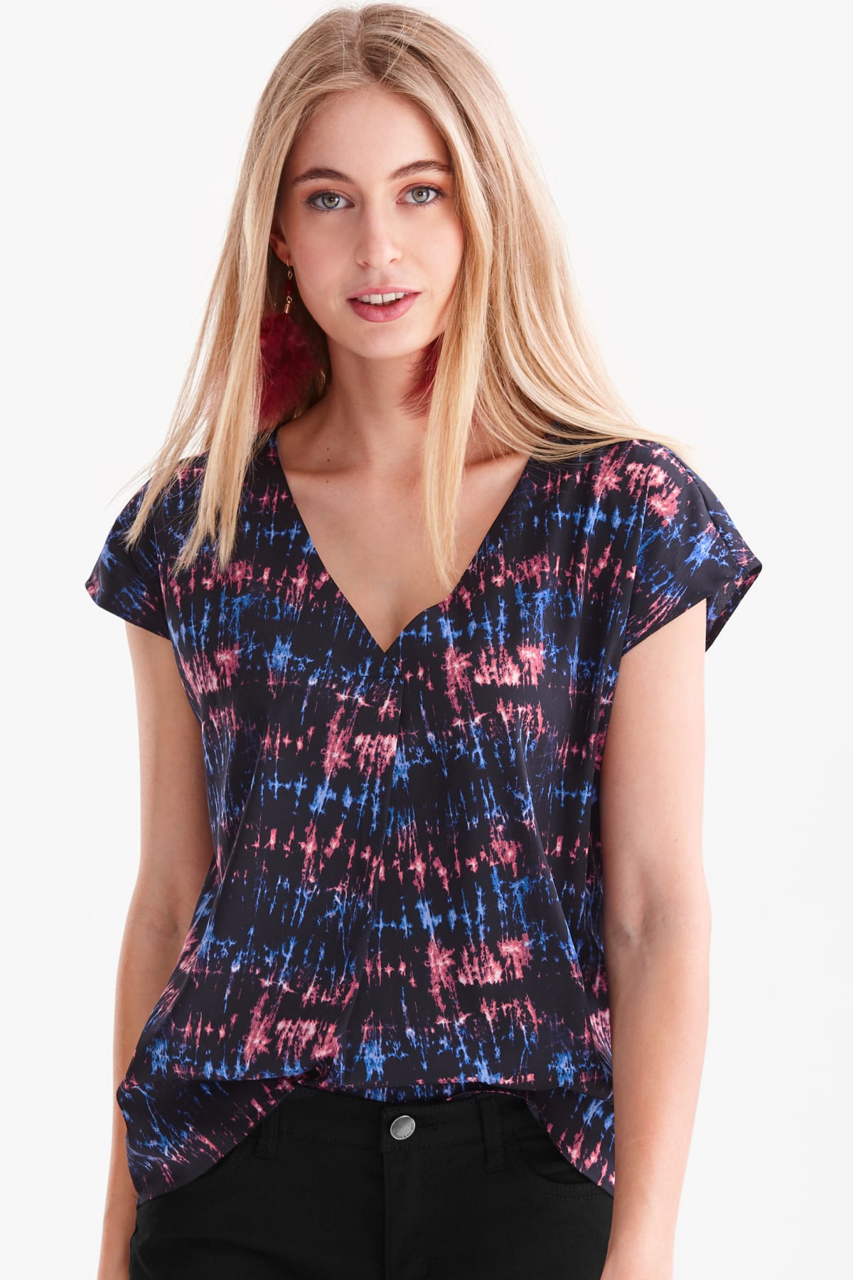 Clara | Asymmetrische Wellenbesatz-Bluse
