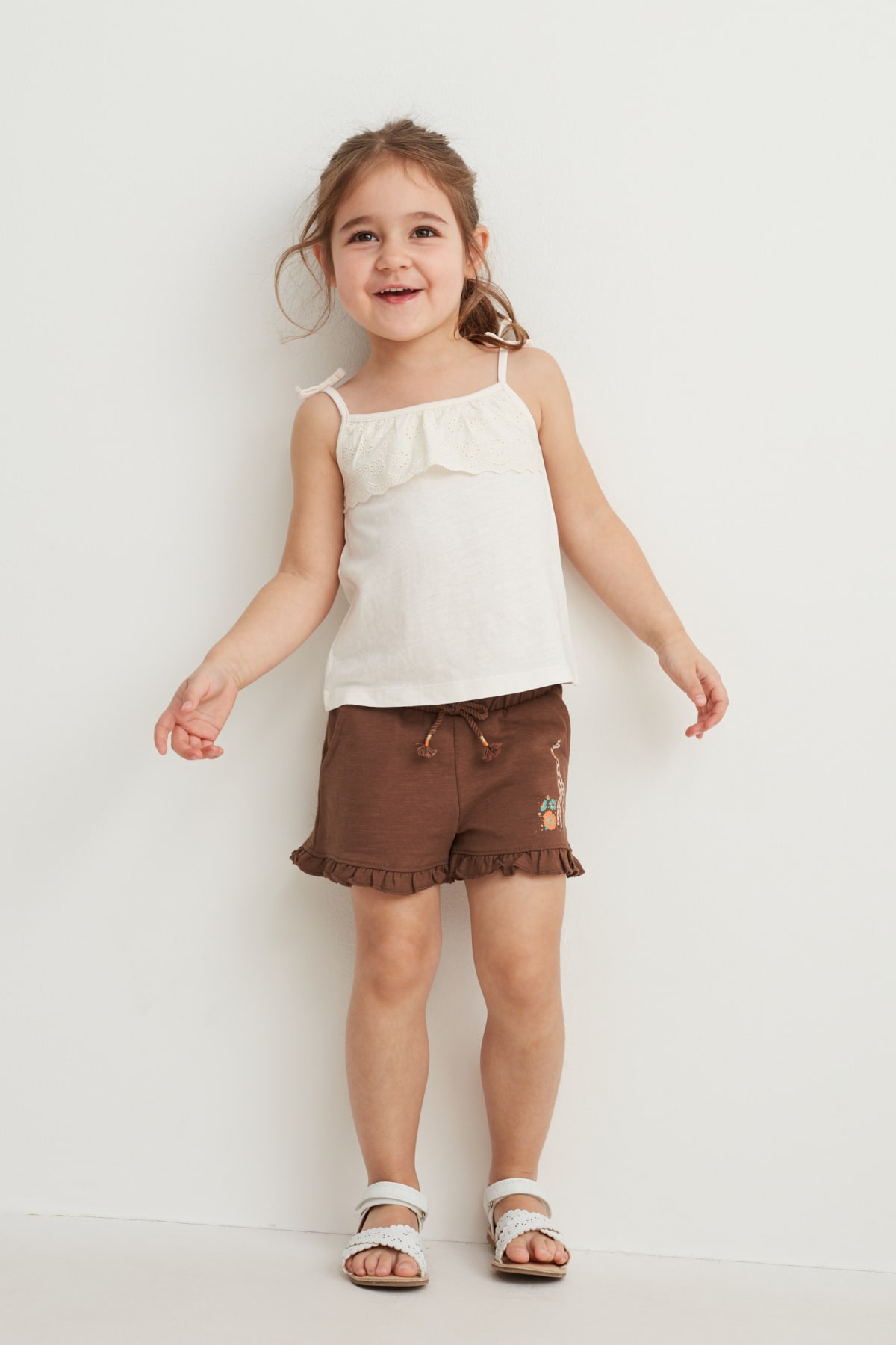 Pantalones cortos niña c&a store